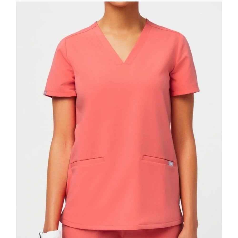 FIGS Women's Casma Three-Pocket Scrub Top In Coral Size XS/P
